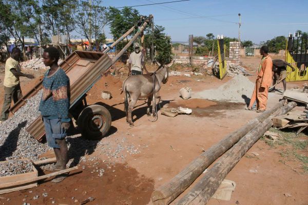 Granulate to make concrete