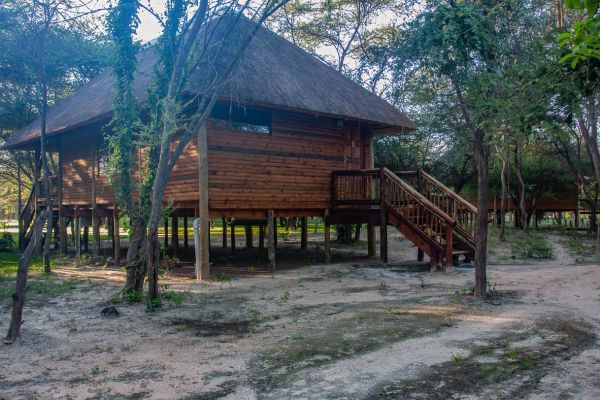 Shakawe Drotsky's Cabins